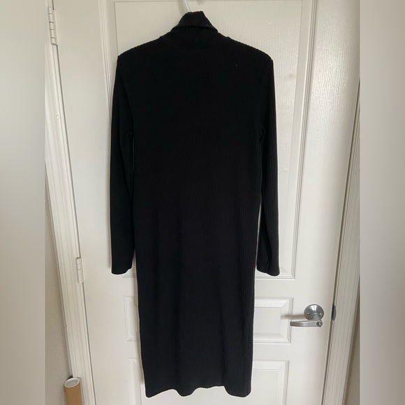 Joe Fresh rubbed turtle neck dress with long sleeves size large - Picture 2 of 4